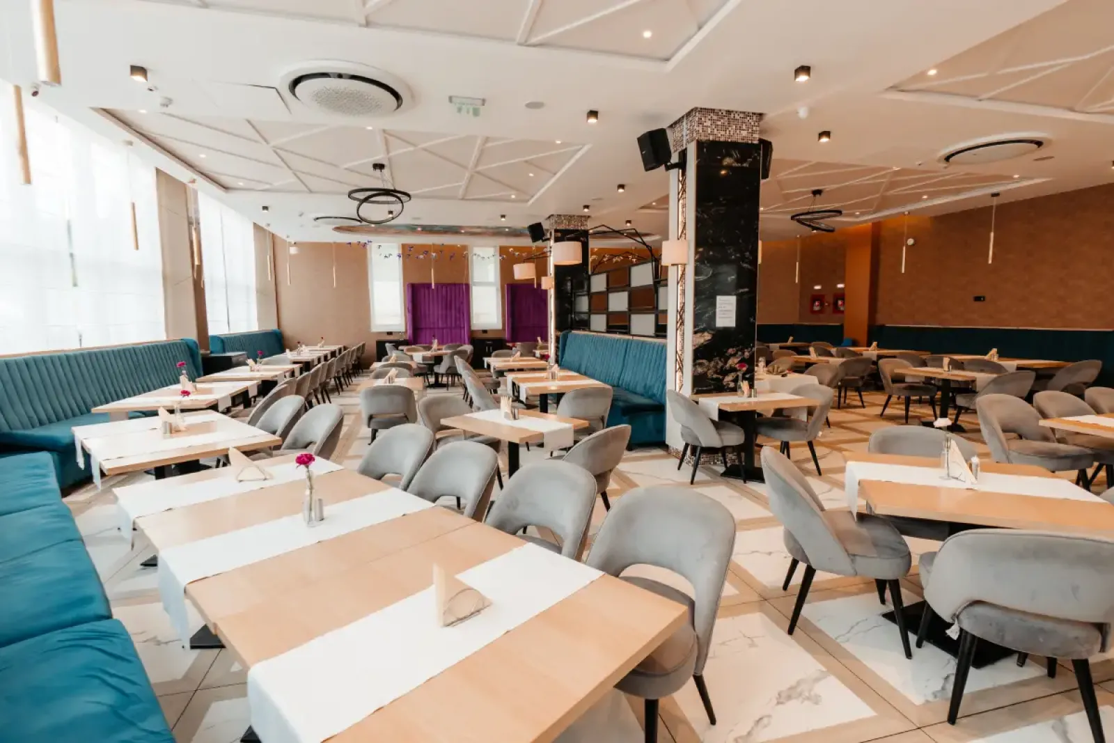 restaurant President Baile Felix